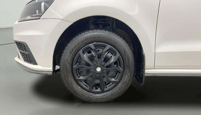 2020 Volkswagen Polo TRENDLINE 1.0L, Petrol, Manual, 40,344 km, Left Front Wheel