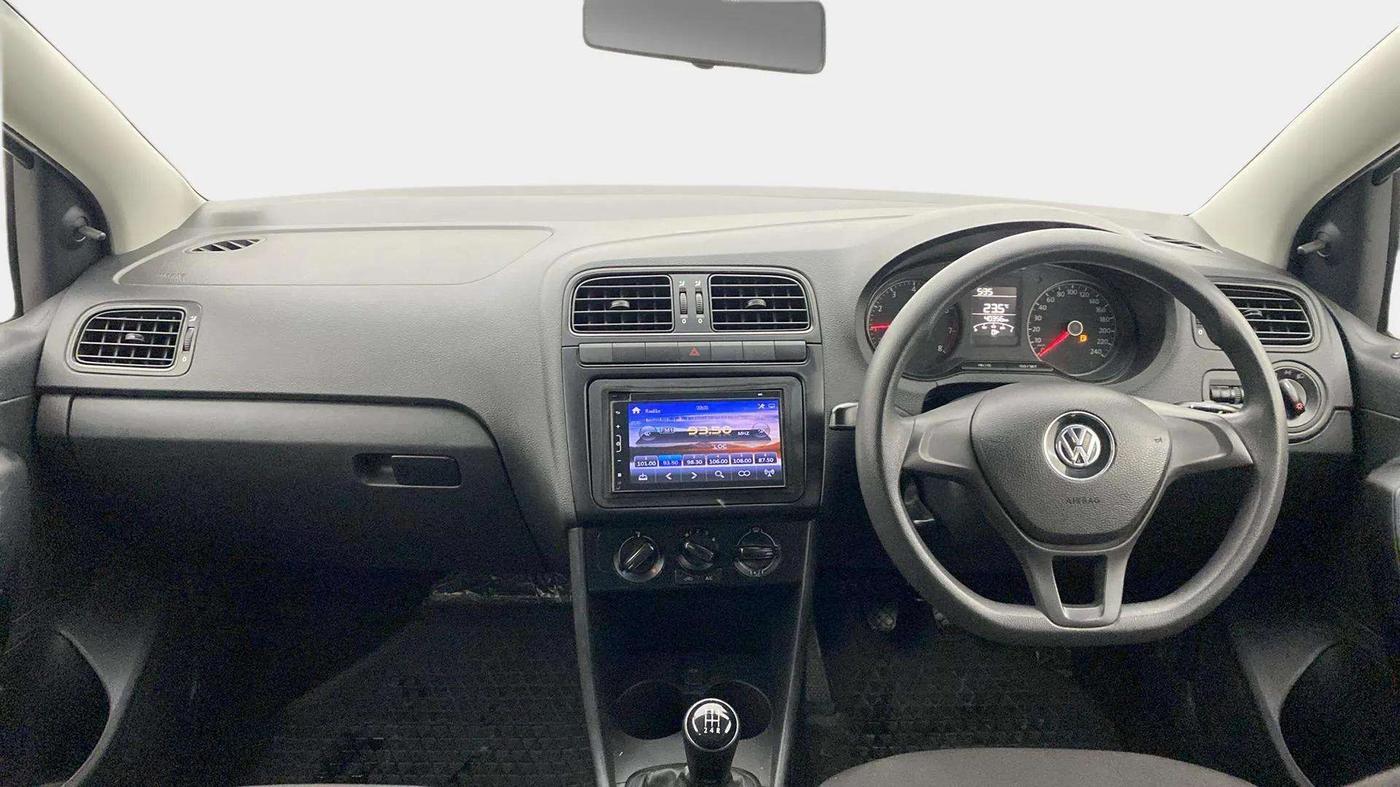 2020 Volkswagen Polo TRENDLINE 1.0L, Petrol, Manual, 40,344 km, Dashboard