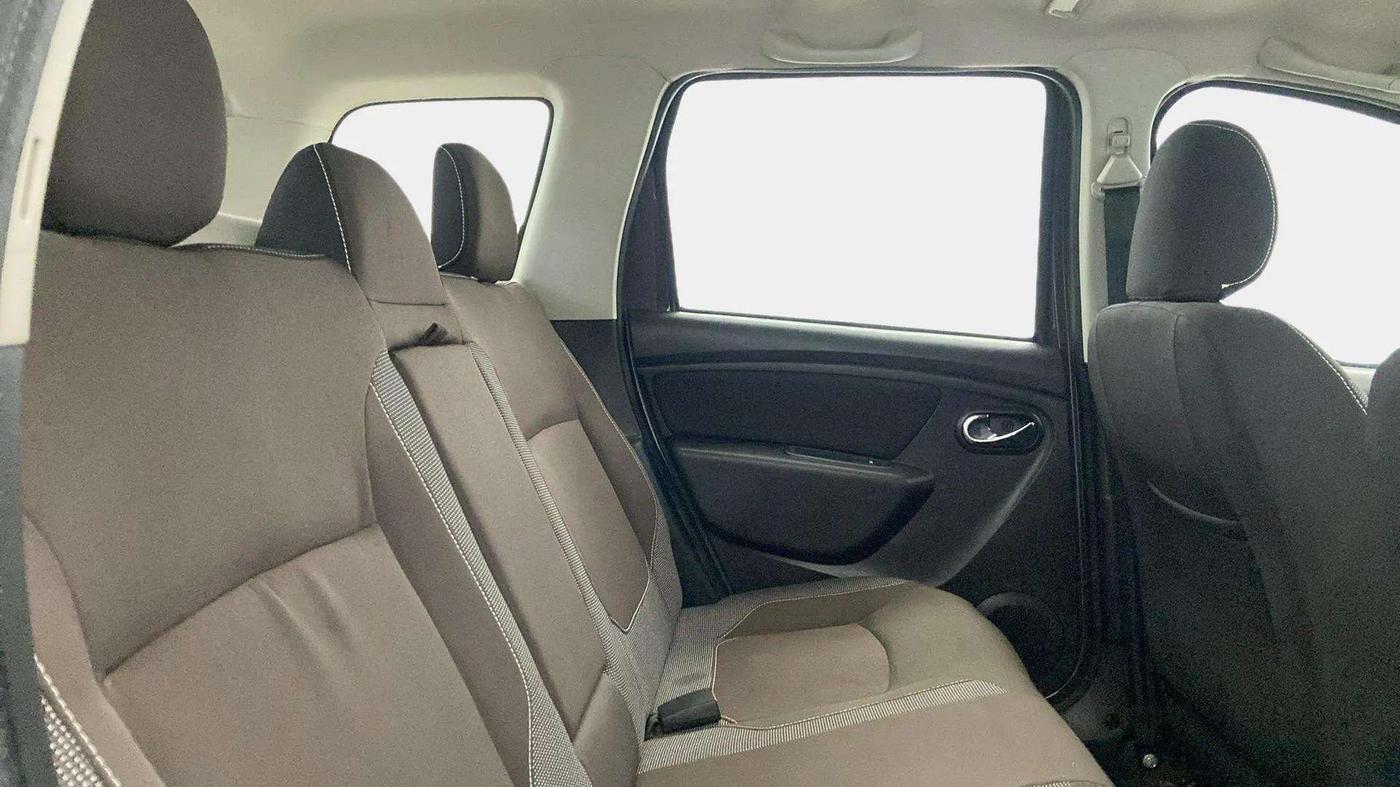 2021 Renault Duster RXZ 1.3 TURBO PETROL MT, Petrol, Manual, 47,593 km, Right Side Rear Door Cabin