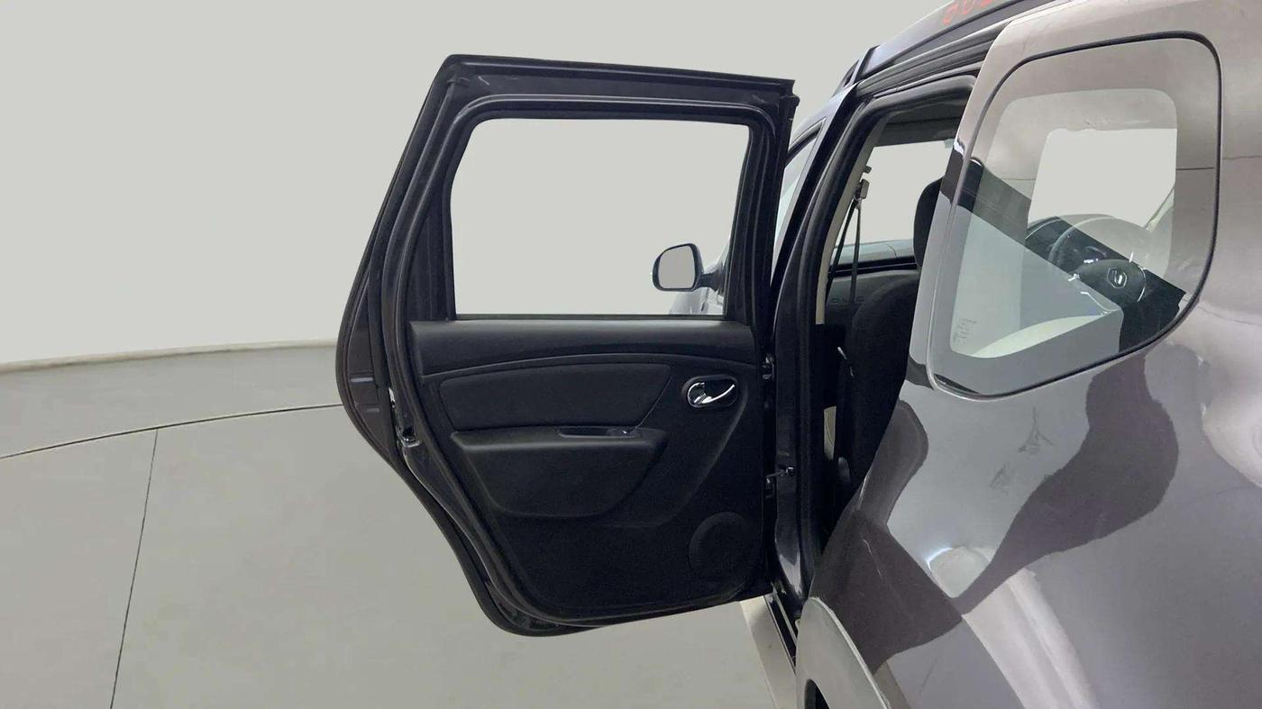 2021 Renault Duster RXZ 1.3 TURBO PETROL MT, Petrol, Manual, 47,593 km, LHS Rear Door