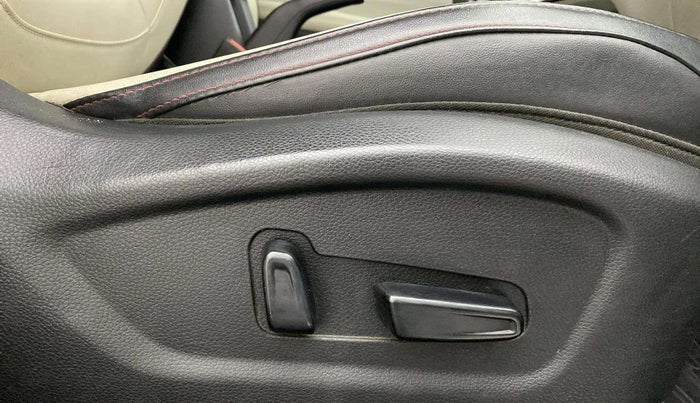 2019 KIA SELTOS GTX PLUS 1.4 PETROL, Petrol, Manual, 62,380 km, Driver Side Adjustment Panel