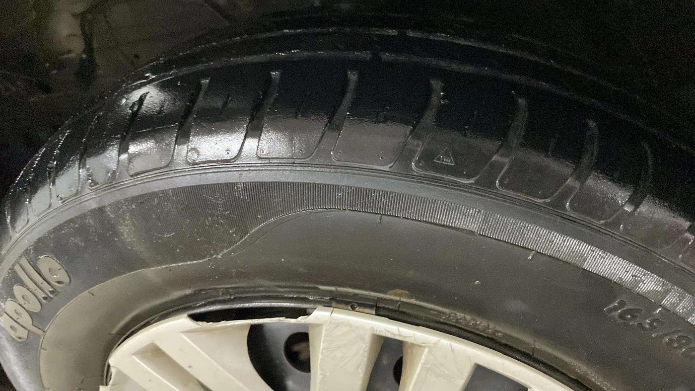 2021 Maruti Dzire VXI AMT, Petrol, Automatic, 48,441 km, Left Rear Tyre Tread
