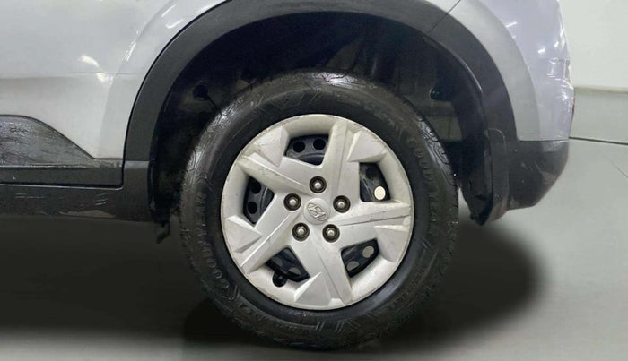 2020 Hyundai VENUE S 1.2, Petrol, Manual, 40,510 km, Left Rear Wheel