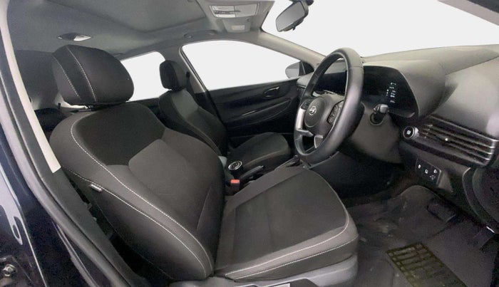 2022 Hyundai NEW I20 ASTA (O) 1.2 AT, Petrol, Automatic, 20,322 km, Right Side Front Door Cabin
