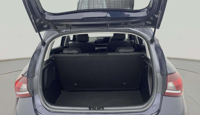 2022 Hyundai NEW I20 ASTA (O) 1.2 AT, Petrol, Automatic, 20,322 km, Boot Inside