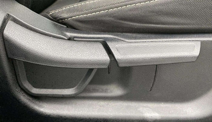 2022 Hyundai NEW I20 ASTA (O) 1.2 AT, Petrol, Automatic, 20,322 km, Driver Side Adjustment Panel