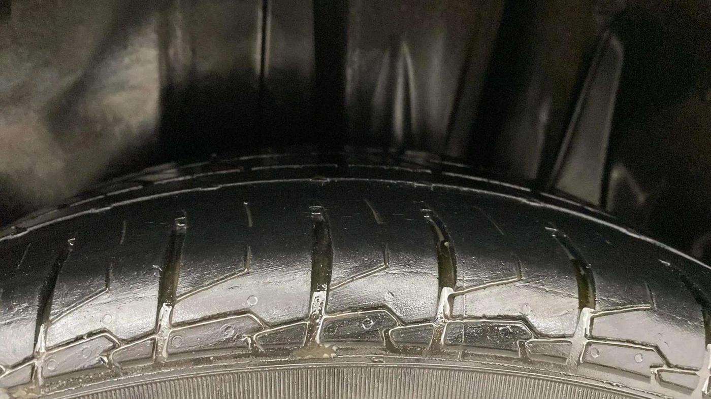 2020 Maruti S Cross ZETA 1.5, Petrol, Manual, 30,471 km, Left Rear Tyre Tread