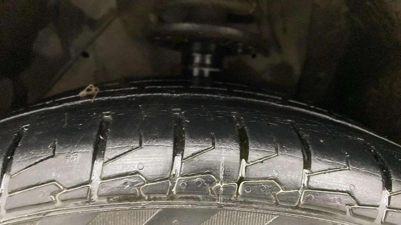 2020 Maruti S Cross ZETA 1.5, Petrol, Manual, 30,471 km, Left Front Tyre Tread