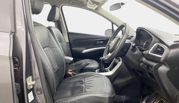 2020 Maruti S Cross ZETA 1.5, Petrol, Manual, 30,471 km, Right Side Front Door Cabin