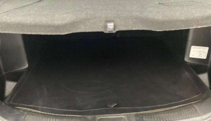 2020 Maruti S Cross ZETA 1.5, Petrol, Manual, 30,471 km, Boot Inside