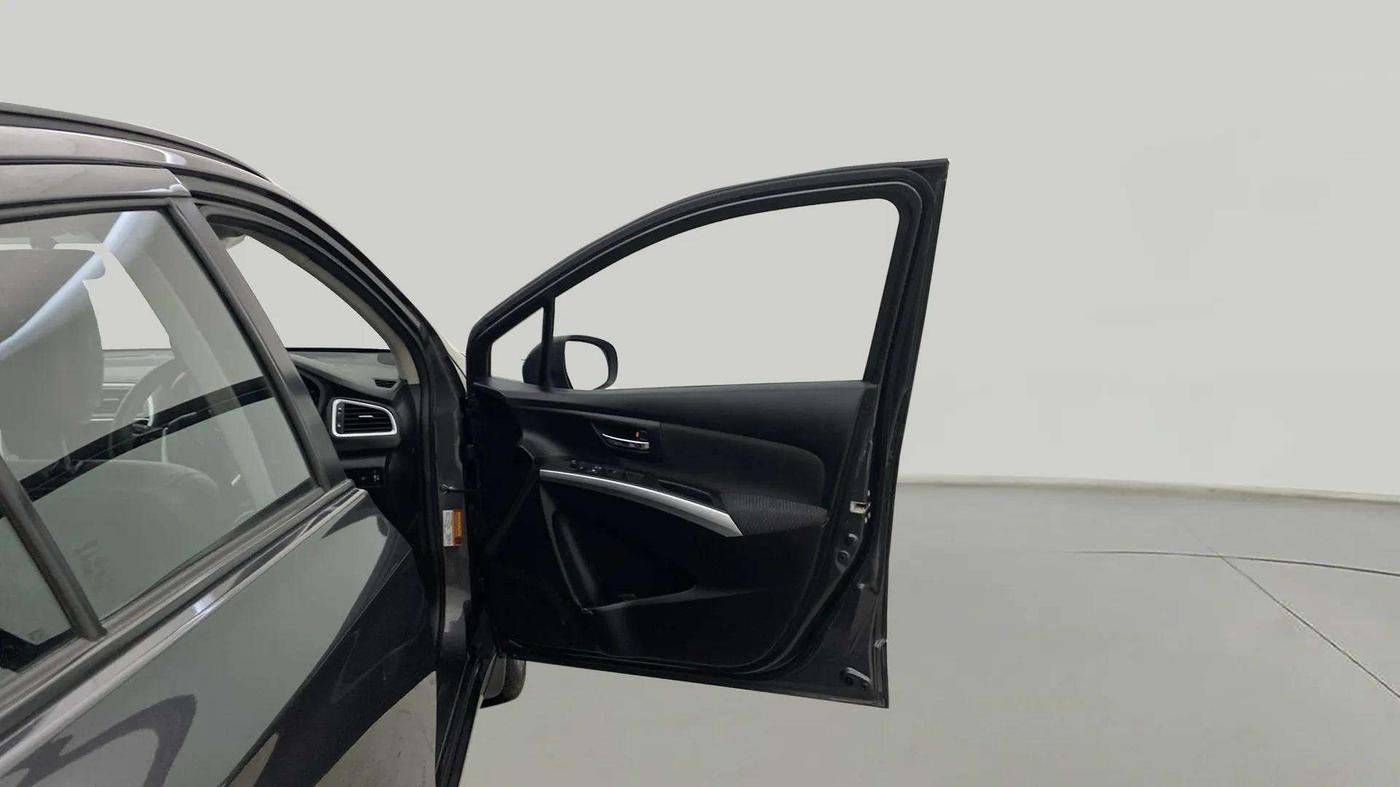 2020 Maruti S Cross ZETA 1.5, Petrol, Manual, 30,471 km, RHS Front Door