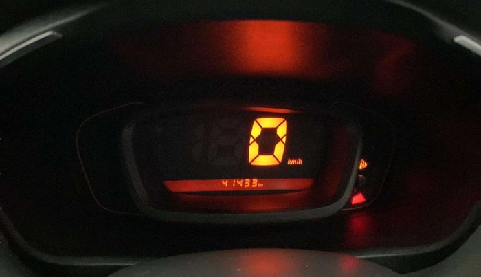 2016 Renault Kwid RXT 0.8, Petrol, Manual, 41,389 km, Odometer Image
