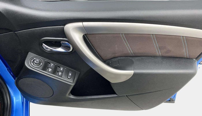 2021 Renault Duster RXZ 1.5 PETROL MT, Petrol, Manual, 20,572 km, Driver Side Door Panels Control