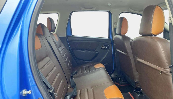 2021 Renault Duster RXZ 1.5 PETROL MT, Petrol, Manual, 20,572 km, Right Side Rear Door Cabin