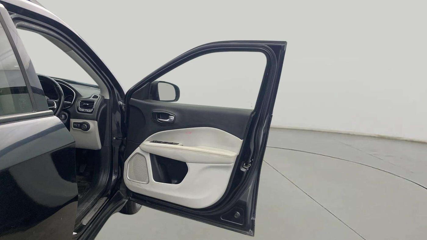 2018 Jeep Compass LIMITED 1.4 PETROL AT, Petrol, Automatic, 90,042 km, RHS Front Door