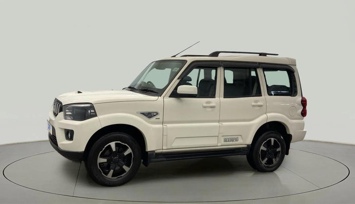 2019 Mahindra Scorpio S7, Diesel, Manual, 35,019 km, Left Front Diagonal