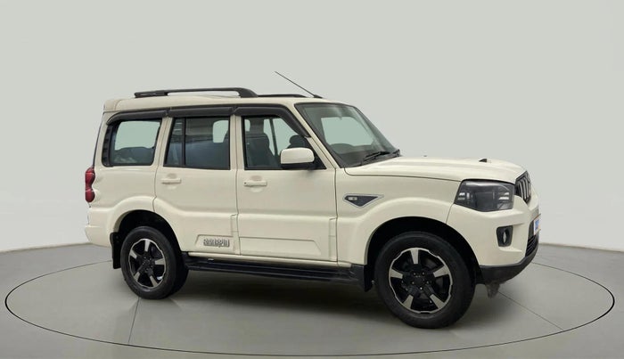 2019 Mahindra Scorpio S7, Diesel, Manual, 35,019 km, Right Front Diagonal