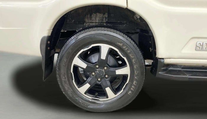 2019 Mahindra Scorpio S7, Diesel, Manual, 35,019 km, Right Rear Wheel