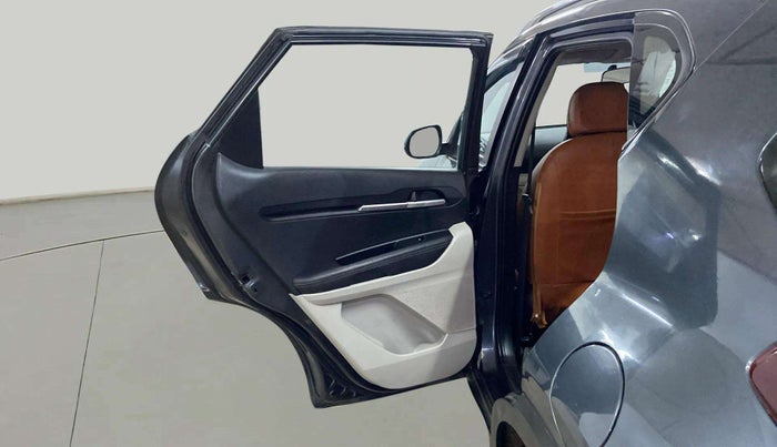 2021 KIA SONET HTX 1.0 IMT, Petrol, Manual, 65,186 km, LHS Rear Door