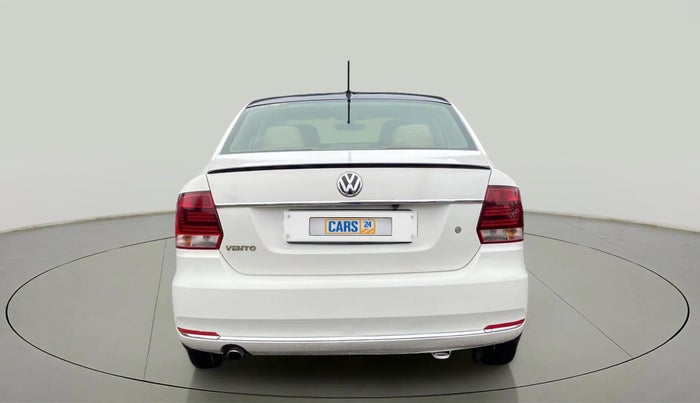2016 Volkswagen Vento HIGHLINE PETROL AT, Petrol, Automatic, 83,355 km, Back/Rear