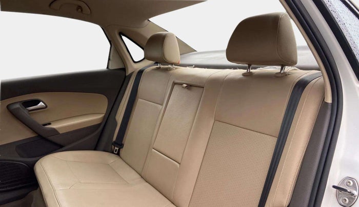 2016 Volkswagen Vento HIGHLINE PETROL AT, Petrol, Automatic, 83,355 km, Right Side Rear Door Cabin
