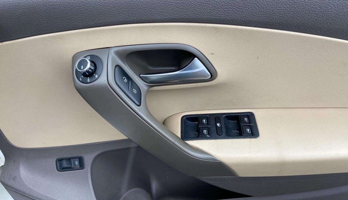 2016 Volkswagen Vento HIGHLINE PETROL AT, Petrol, Automatic, 83,355 km, Driver Side Door Panels Control