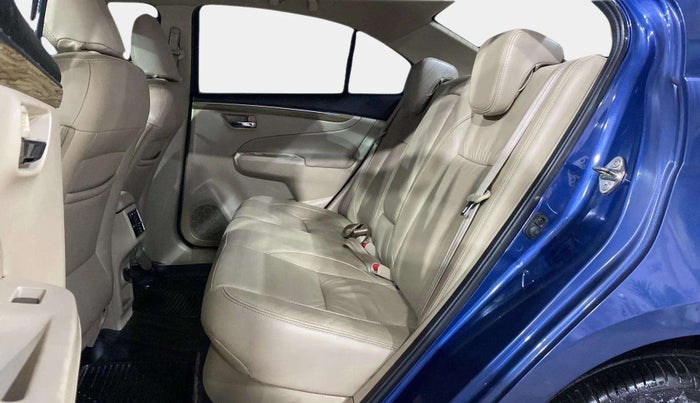 2019 Maruti Ciaz ALPHA 1.5 SHVS PETROL, Petrol, Manual, 39,684 km, Right Side Rear Door Cabin