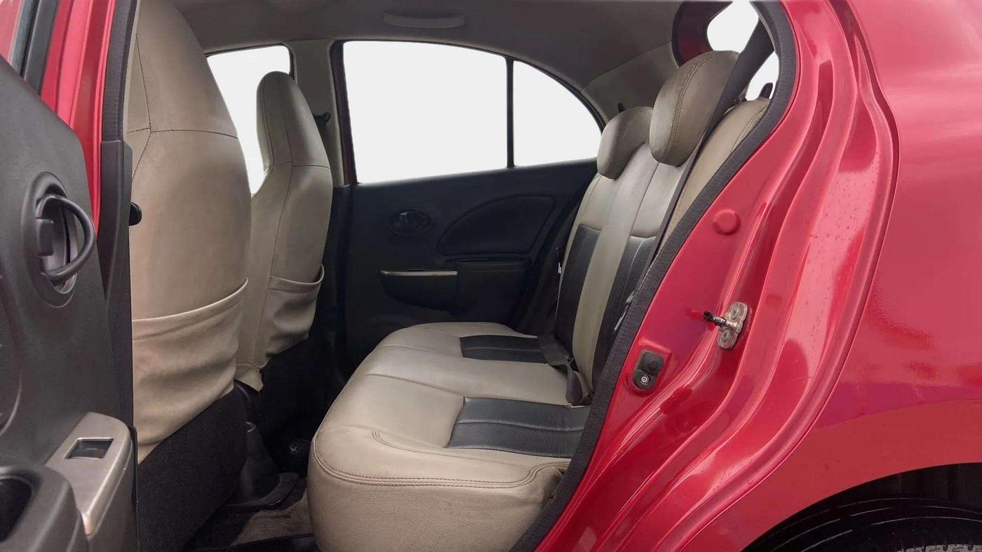 2016 Nissan Micra Active XV SAFETY PACK, Petrol, Manual, 1,07,624 km, Right Side Rear Door Cabin
