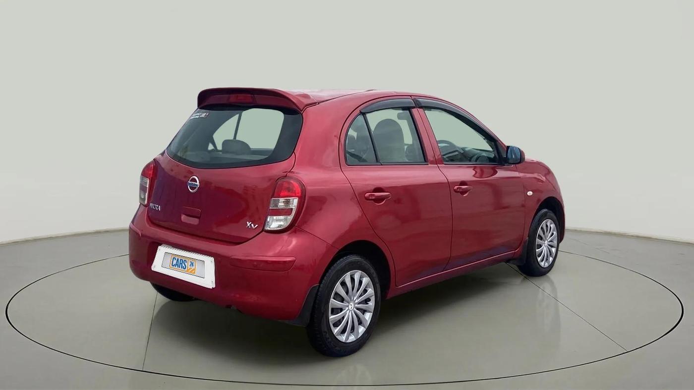 2016 Nissan Micra Active XV SAFETY PACK, Petrol, Manual, 1,07,624 km, Right Back Diagonal