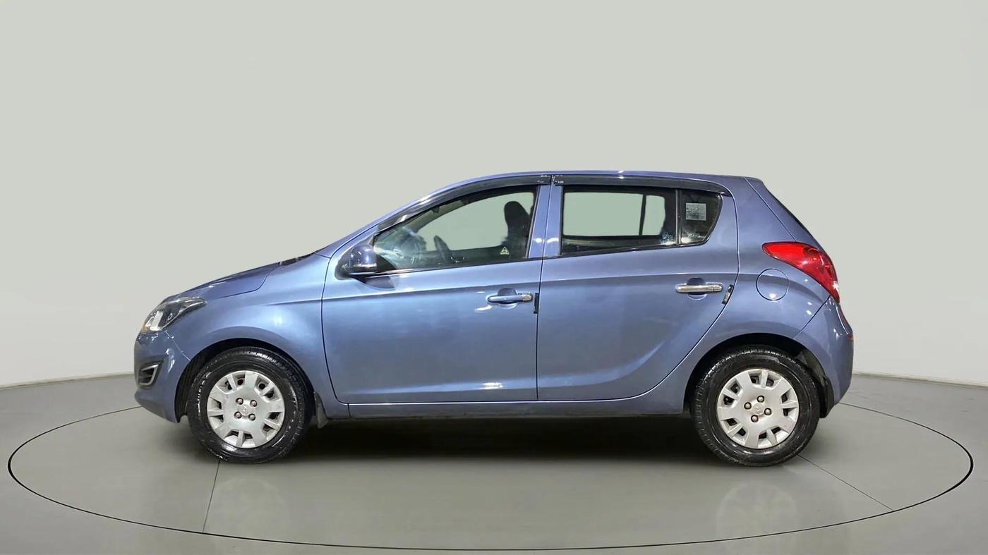 2013 Hyundai i20 MAGNA 1.2, Petrol, Manual, 41,743 km, Left Side