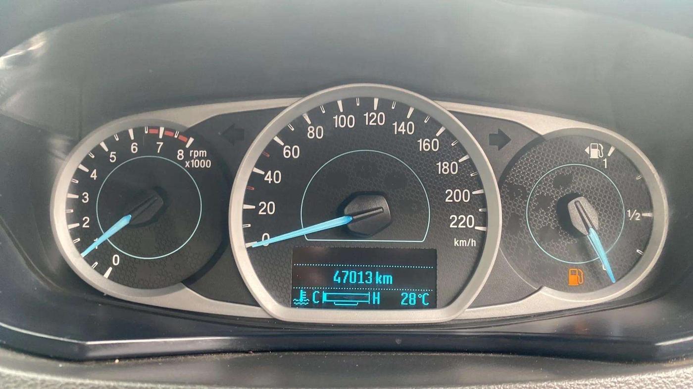 2019 Ford New Figo TITANIUM BLU 1.2 PETROL, Petrol, Manual, 46,975 km, Odometer Image