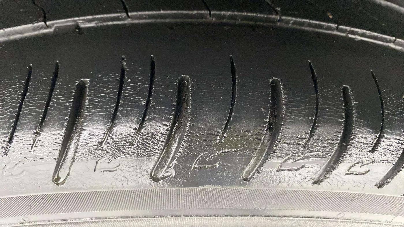 2019 Mahindra XUV300 W8 (O) 1.5 DIESEL, Diesel, Manual, 84,126 km, Right Rear Tyre Tread
