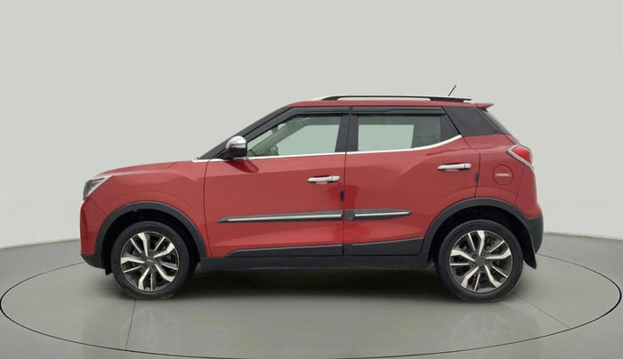 2019 Mahindra XUV300 W8 (O) 1.5 DIESEL, Diesel, Manual, 83,911 km, Left Side