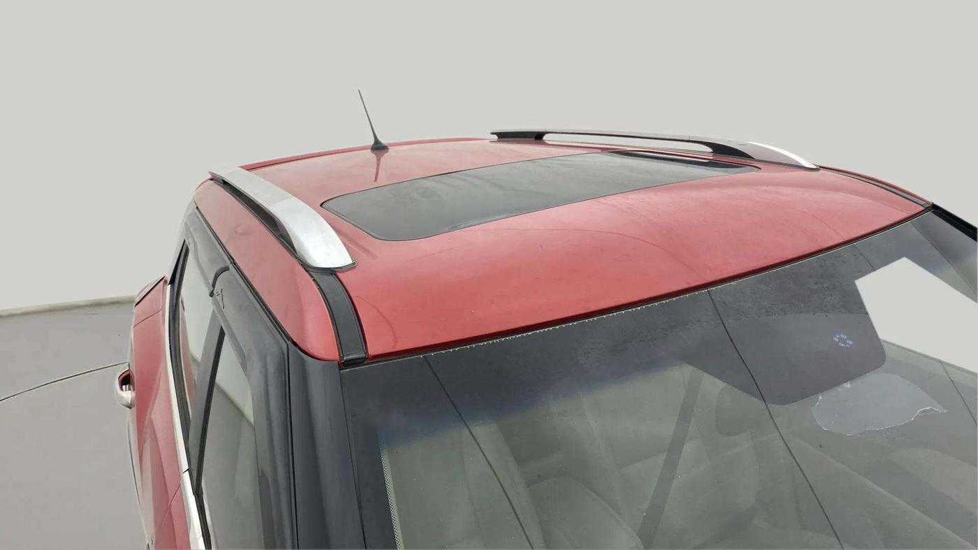2019 Mahindra XUV300 W8 (O) 1.5 DIESEL, Diesel, Manual, 84,126 km, Roof