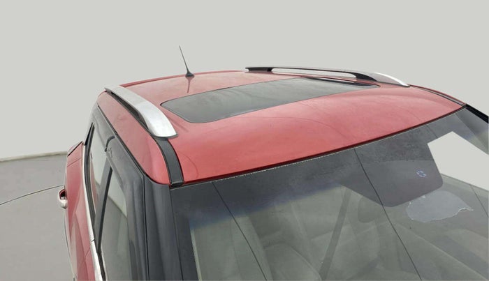 2019 Mahindra XUV300 W8 (O) 1.5 DIESEL, Diesel, Manual, 83,911 km, Roof