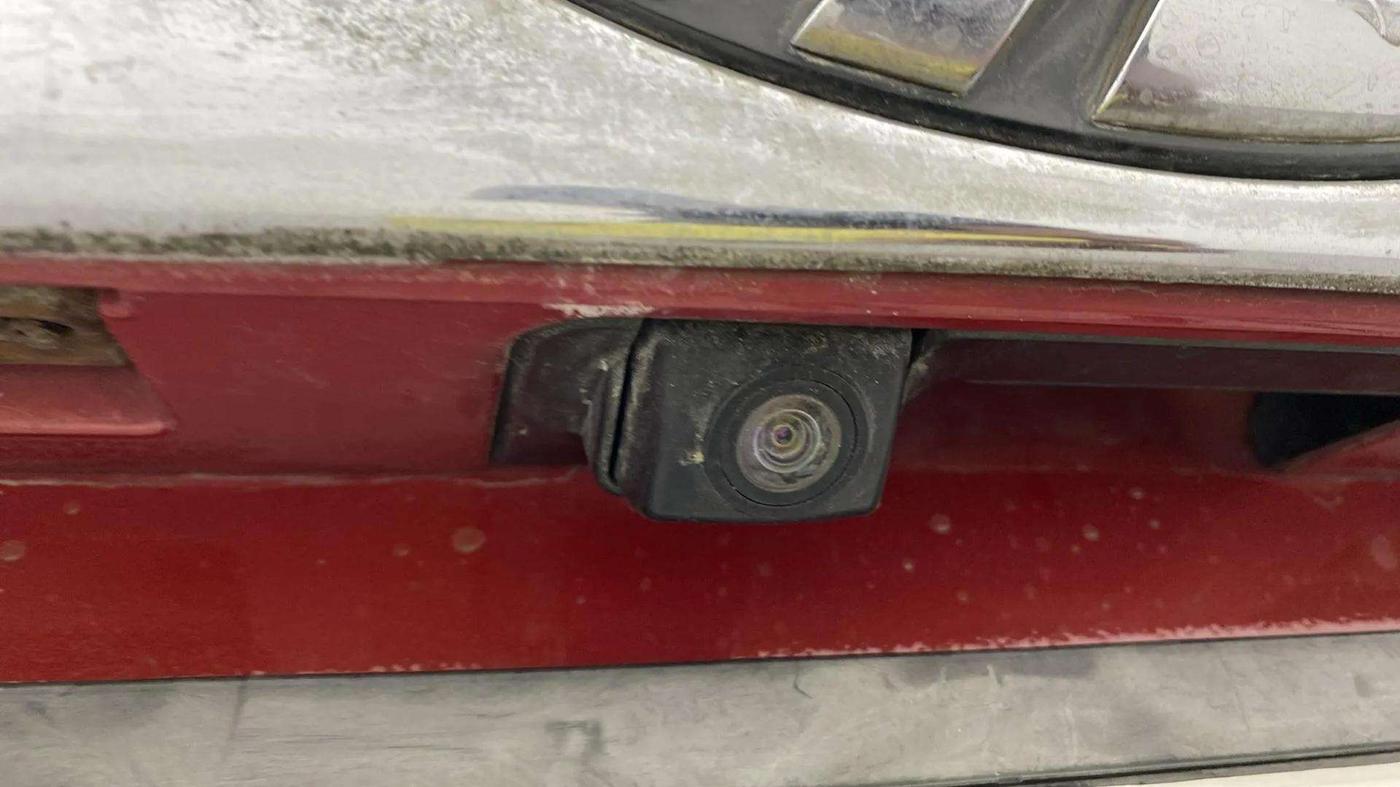 2019 Mahindra XUV300 W8 (O) 1.5 DIESEL, Diesel, Manual, 84,126 km, Parking Camera