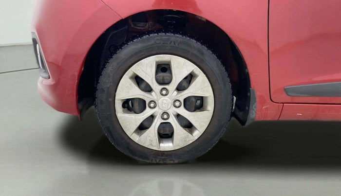 2015 Hyundai Xcent S 1.2, CNG, Manual, 1,06,921 km, Left Front Wheel
