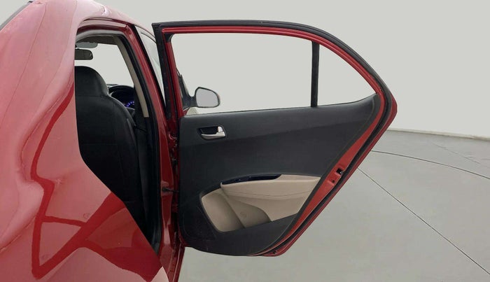 2015 Hyundai Xcent S 1.2, CNG, Manual, 1,06,921 km, RHS Rear Door
