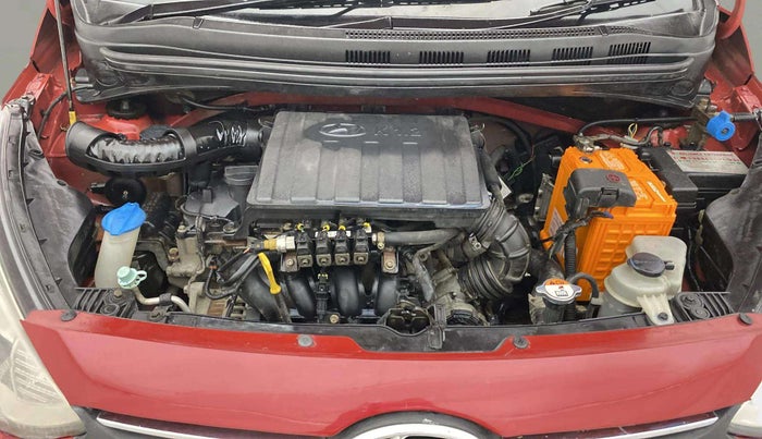 2015 Hyundai Xcent S 1.2, CNG, Manual, 1,06,921 km, Engine View