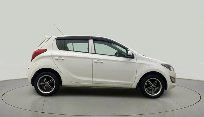 2013 Hyundai i20 MAGNA (O) 1.2, Petrol, Manual, 34,923 km, Right Side View