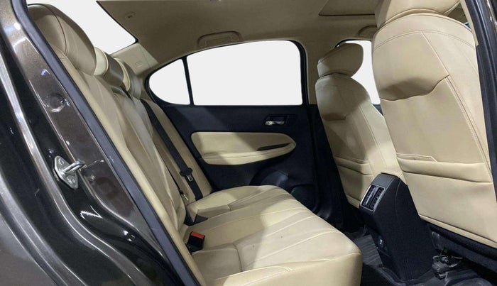 2022 Honda City 1.5L I-VTEC ZX CVT, Petrol, Automatic, 25,178 km, Right Side Rear Door Cabin