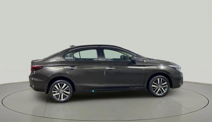 2022 Honda City 1.5L I-VTEC ZX CVT, Petrol, Automatic, 25,178 km, Right Side View