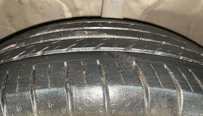 2022 KIA SELTOS HTK PLUS 1.5 IMT, Petrol, Manual, 18,588 km, Left Front Tyre Tread