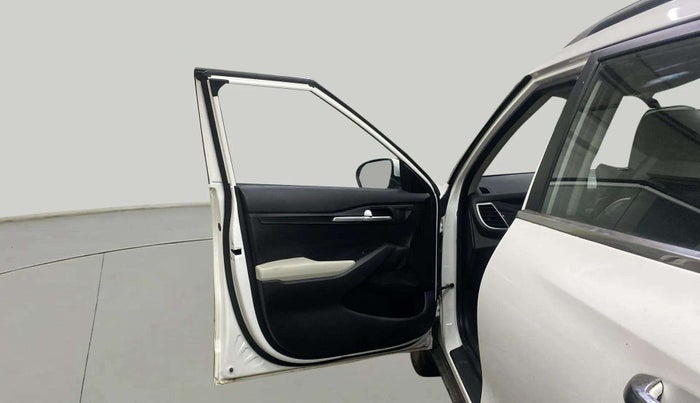 2022 KIA SELTOS HTK PLUS 1.5 IMT, Petrol, Manual, 18,588 km, LHS Front Door