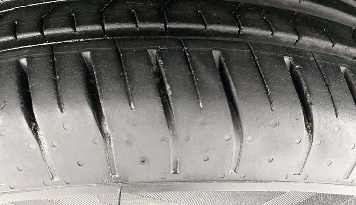 2023 Tata PUNCH  Accomplished AMT Sunroof , Petrol, Automatic, 8,439 km, Left Front Tyre Tread