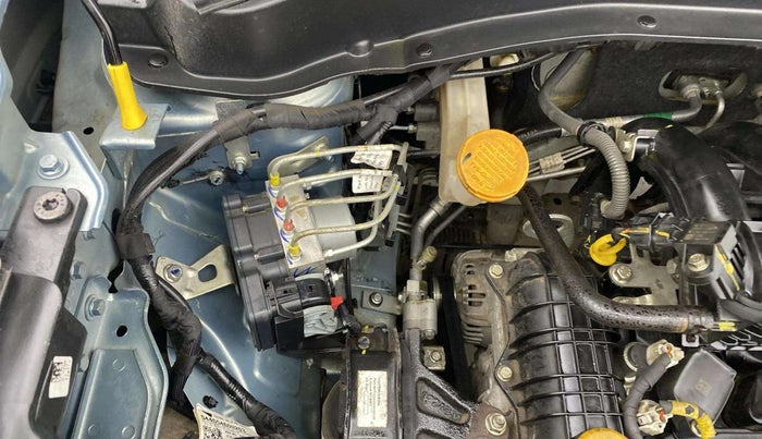 2023 Tata PUNCH  Accomplished AMT Sunroof , Petrol, Automatic, 8,439 km, Engine View - Right