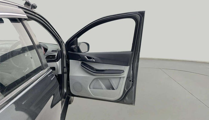 2021 Tata Tiago XZ PLUS PETROL, Petrol, Manual, 73,481 km, RHS Front Door