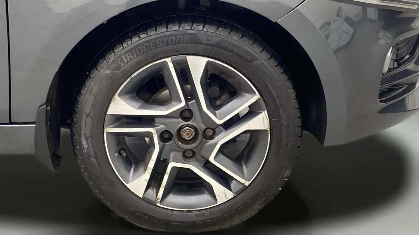 2021 Tata Tiago XZ PLUS PETROL, Petrol, Manual, 73,602 km, Right Front Wheel
