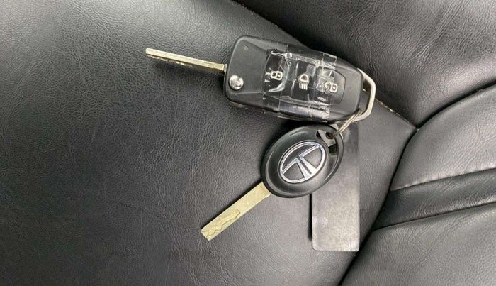2021 Tata Tiago XZ PLUS PETROL, Petrol, Manual, 73,481 km, Key Close Up