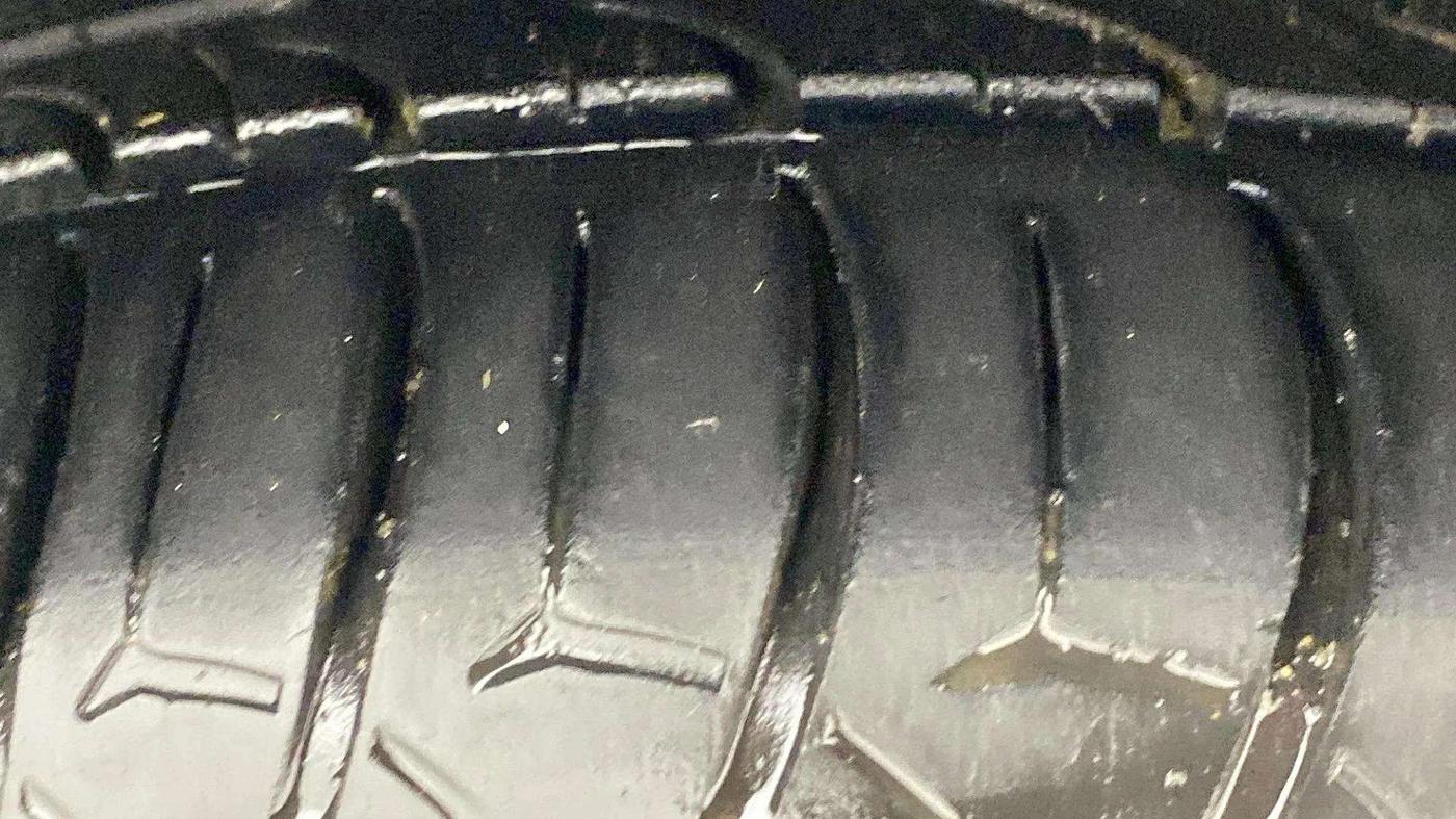 2021 Tata Tiago XZ PLUS PETROL, Petrol, Manual, 73,602 km, Right Front Tyre Tread